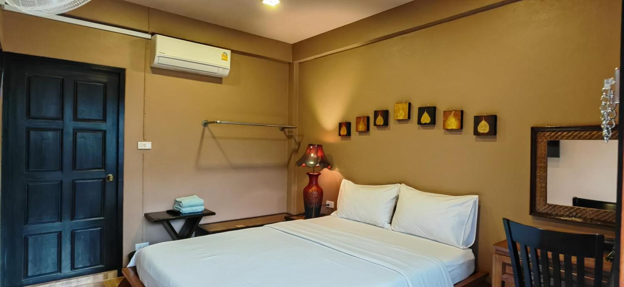 Hoh Guesthouse Chiang Mai Exterior foto